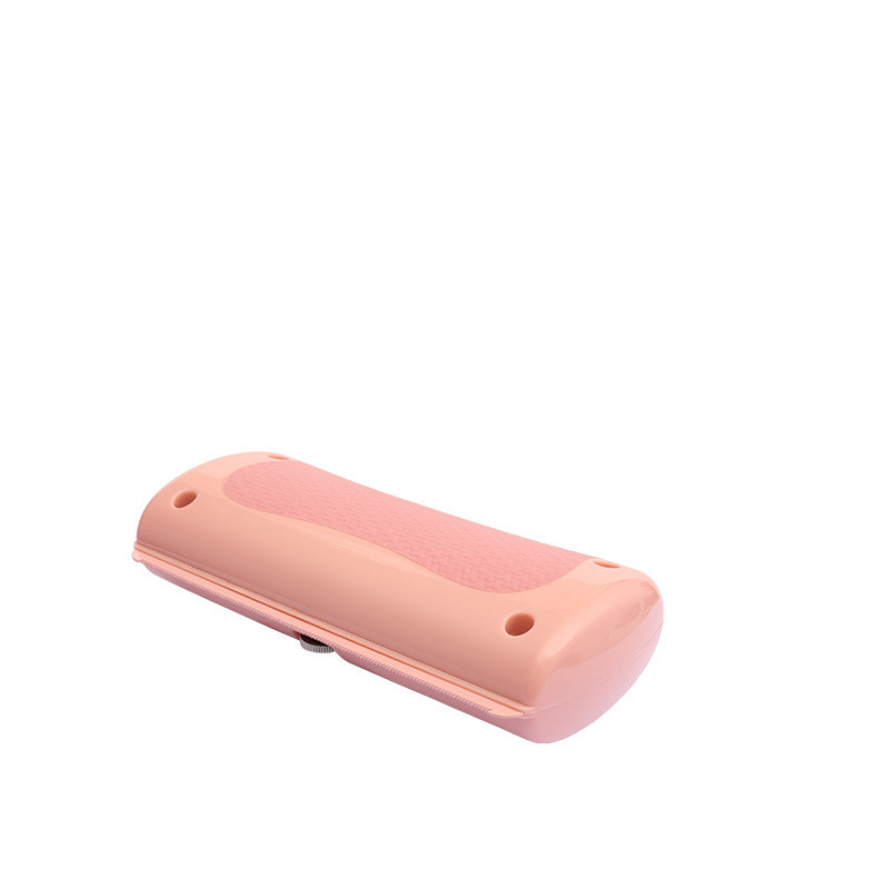 Easy-Grip Pet Deshedding Comb